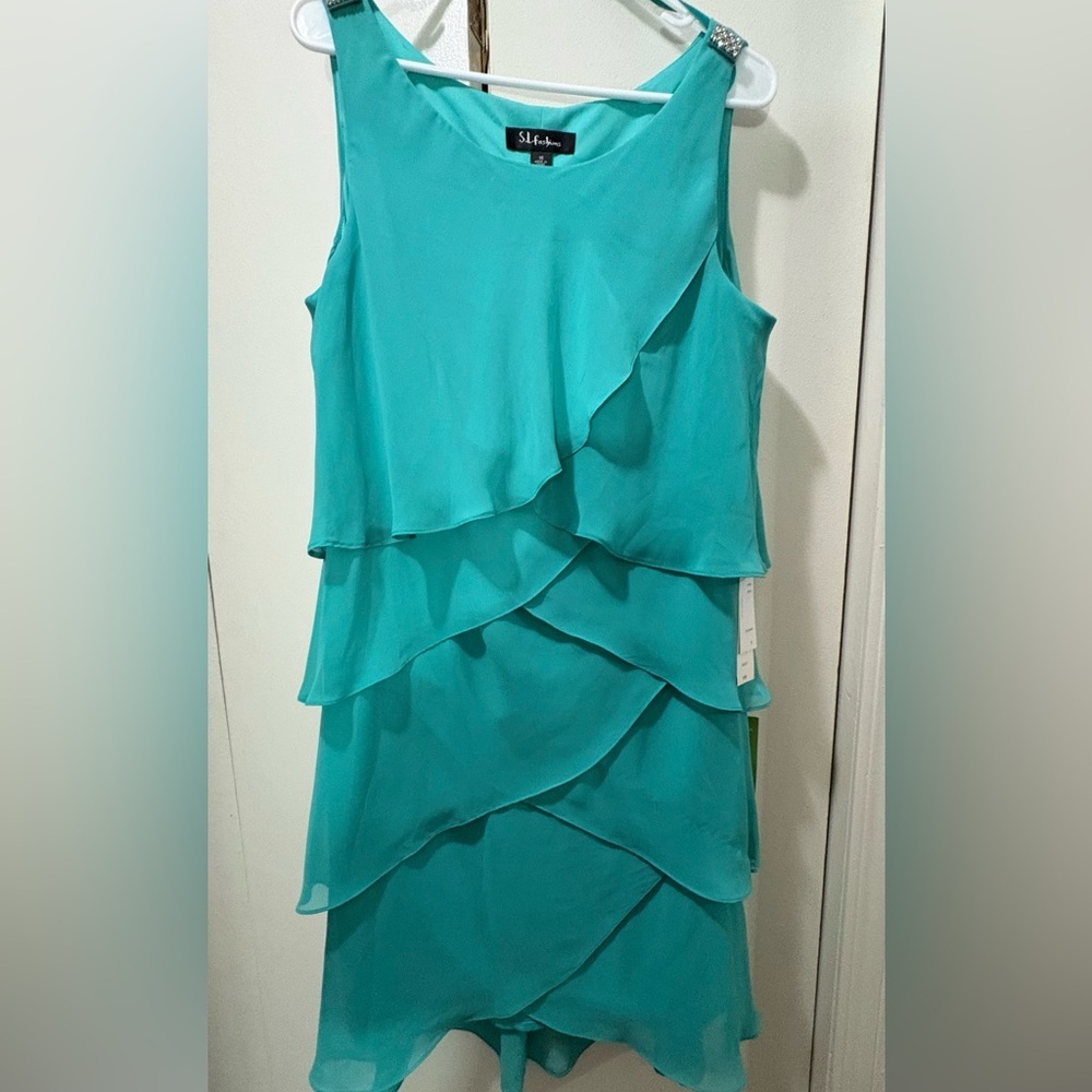Elegant Teal Sleeveless Layered Dress​